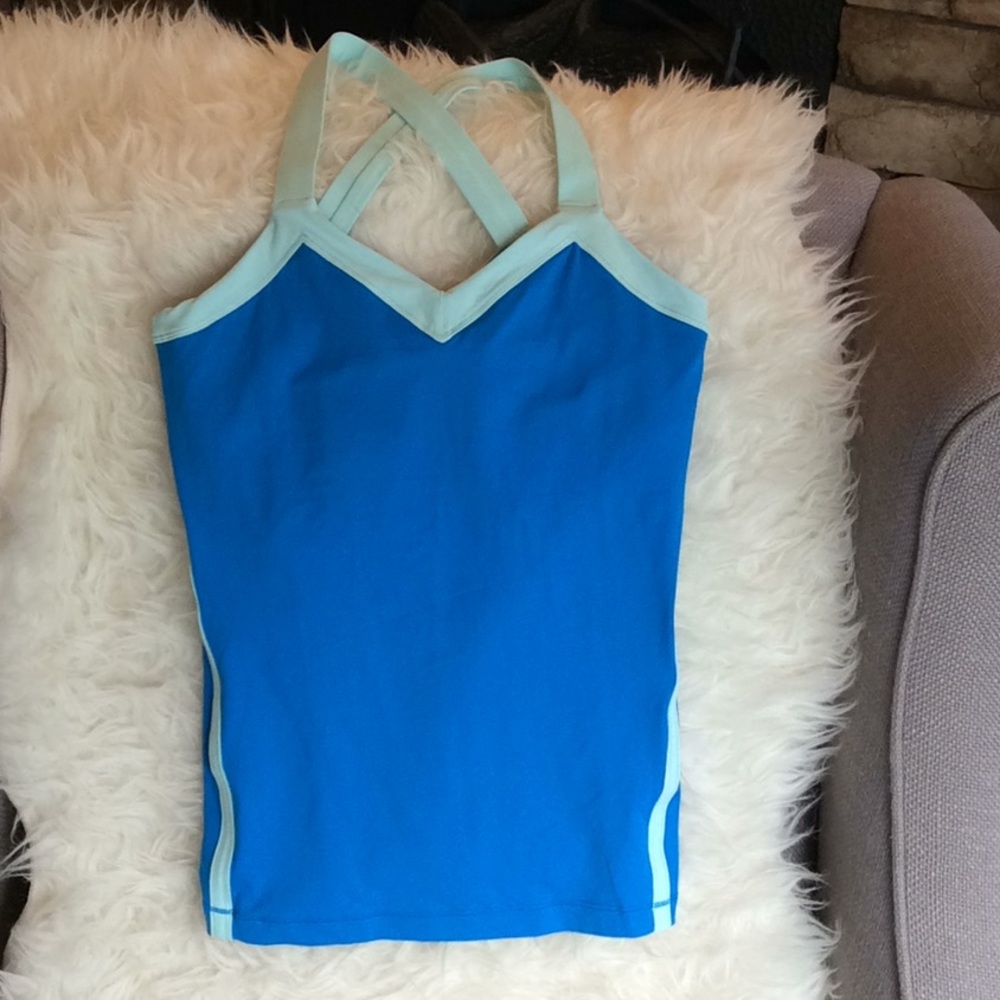 Lululemon top